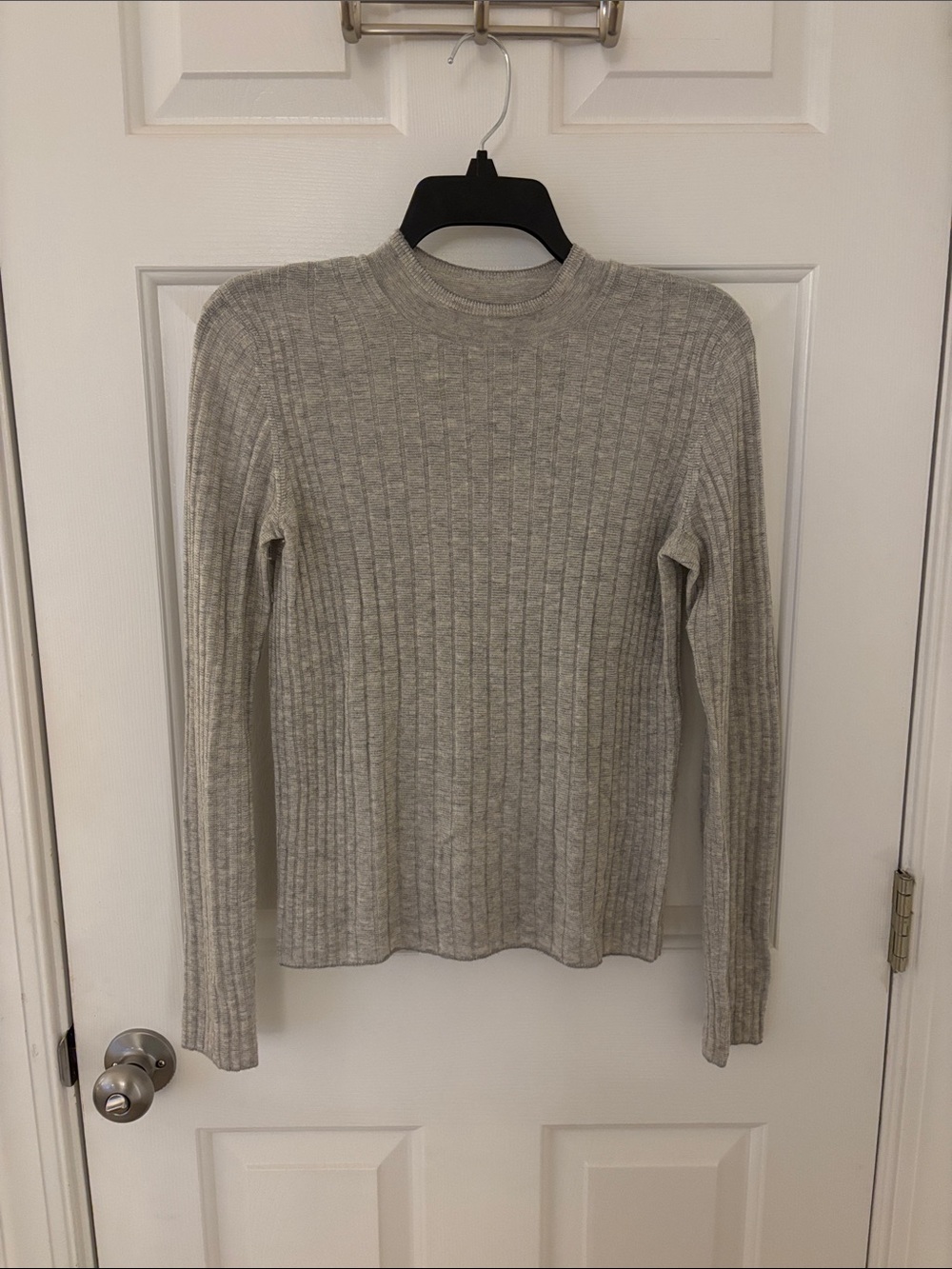 Vince Cashmere Heather Gray Ribbed Mock Neck Sweater
